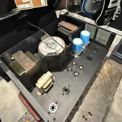 VHT 2150 1991 with Flight Case & new Gold Lion KT88s image 8