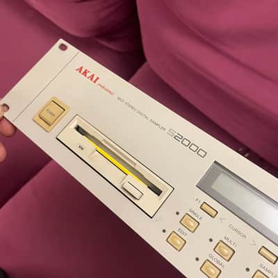 Akai S2000 FULL EXPANDED imagen 2