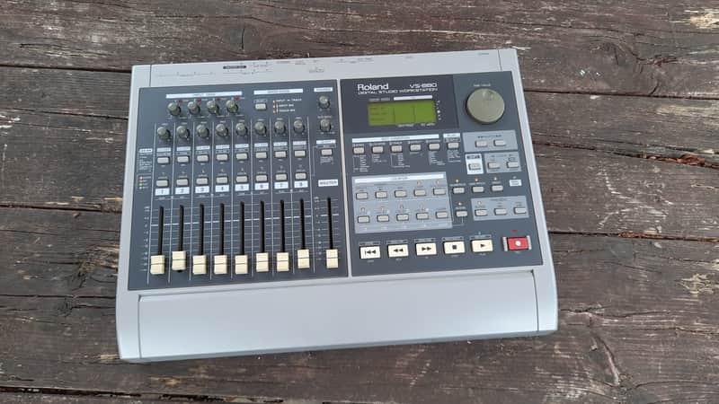 Roland VS-880 Digital Studio Workstation 1996 - 1998 - Gray image 1