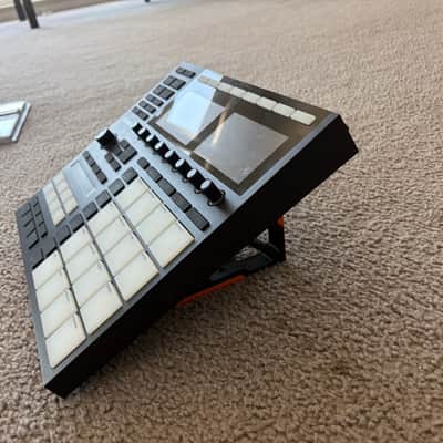 Native Instruments Maschine MK3 + Decksaver + Stand image 4