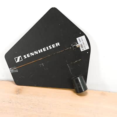 Sennheiser A-2003-UHF Passive Directional Antenna - 450-960 MHz CG01171 image 1
