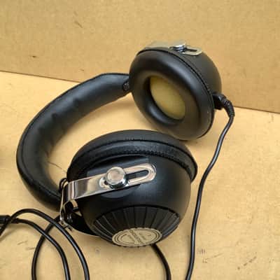 Grundig GDHS 221 vintage Headphones / super cool funky design / with original case image 2