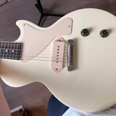 Gibson Billie Joe Armstrong Les Paul Junior Singlecut with Ebony Fretboard 2006 - 2011 - White image 12