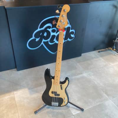 Fender Vintera II '50s Precision Bass with Maple Fretboard 2023 - 2026 - Black image 1