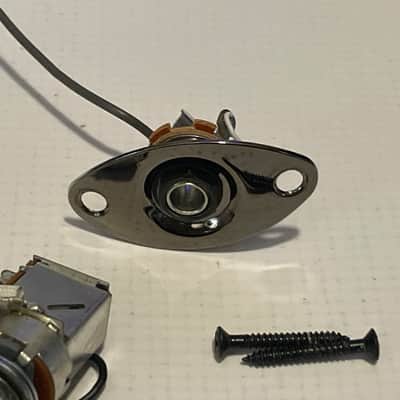 2010's Ibanez RGR32S_ RG Series Guitar Factory Electronics Wiring, Coil Tap Volume Tone Pot Jack image 2