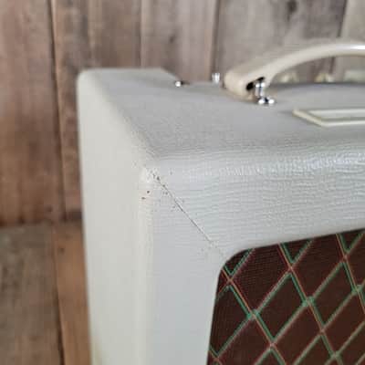 Vox 2011 AC4TV 4 Watt 1x10" Combo Amp, Near Mint - White image 5