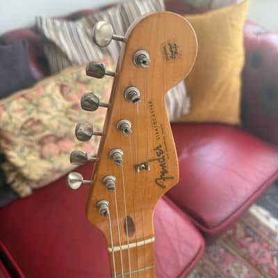 Fender American Vintage AVRI '57 Stratocaster 1995 - 2-Color Sunburst image 3