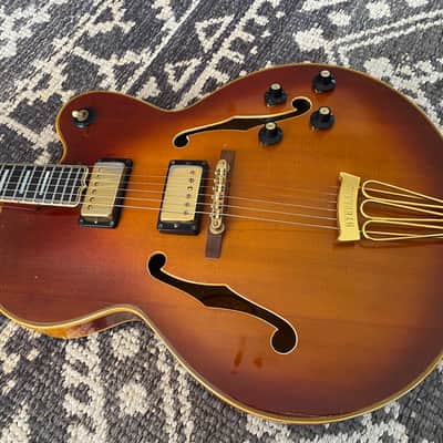 Gibson Byrdland 1970 - sunburst image 6