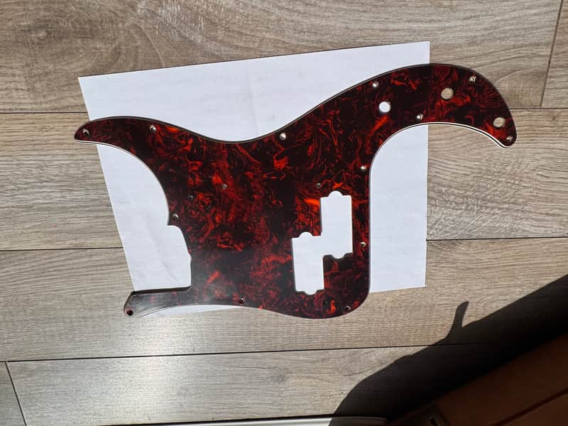 Fender Precision 60 thru 71  Tortoise USA avri 62 vintage pickguard USA