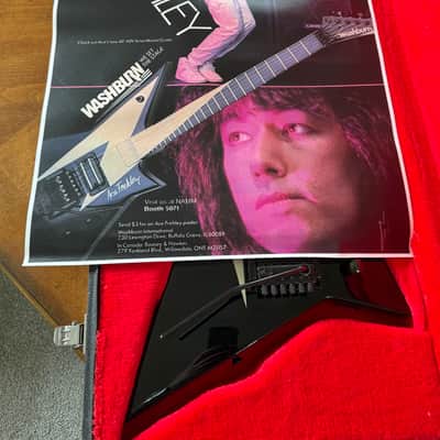 Washburn AF-40 V Ace Frehley 1988 - Black/Silver image 13