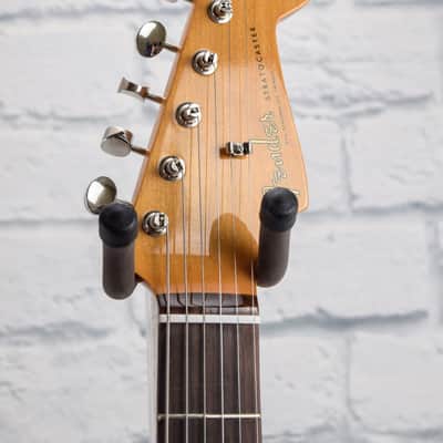Fender Vintera II '60s Stratocaster - 3-Color Sunburst image 3