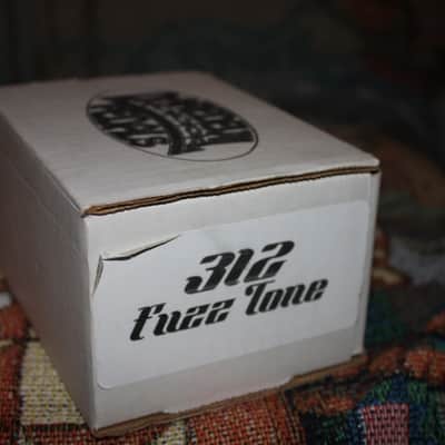 Daredevil Pedals 312 Vintage Fuzz - Maestro FZ-1S Clone image 7