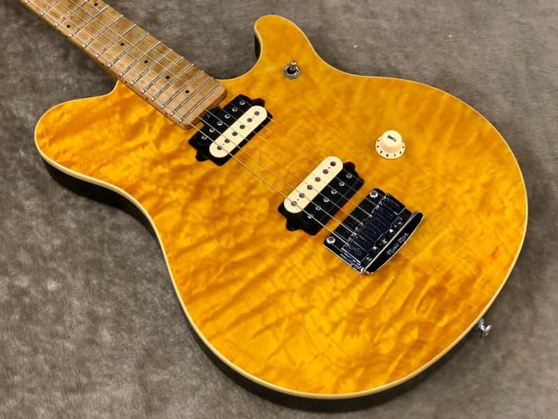 Music Man Eddie Van Halen STD TG - Translucent Gold hardtail -1995- So rare!! with original H.C image 1