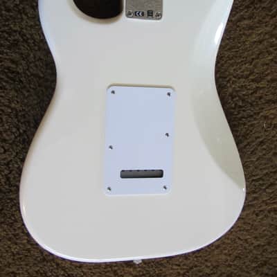 Fender Stratocaster Deluxe Roadhouse 2007 - Arctic White w/HSC image 7