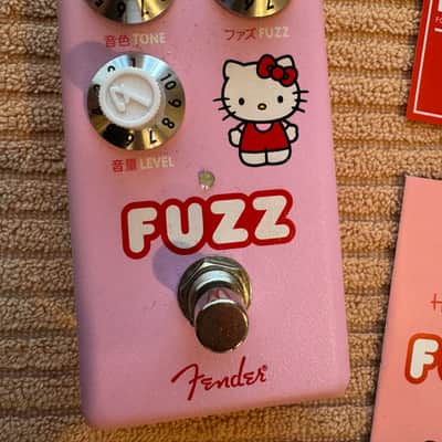 Fender Hello Kitty Fuzz 2024 - Present - Pink image 2