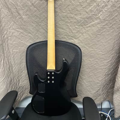 G&L L-2500  Ash Body, Ebony Fretboard, Quartersawn Neck image 3