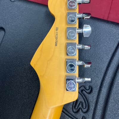 Fender American Professional II Stratocaster Maple Fretboard 2022 - Olympic White image 14