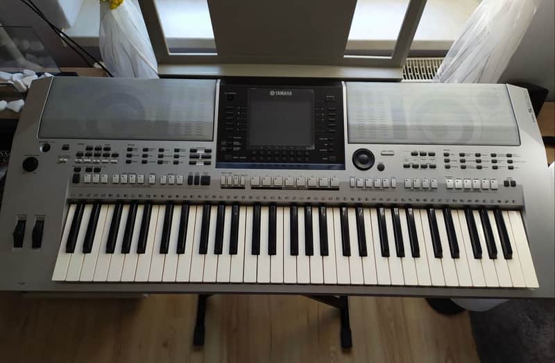 Yamaha PSR S900 image 1