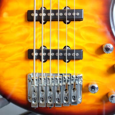 Shine 6 String Bass Sunburst (Second Hand) image 3
