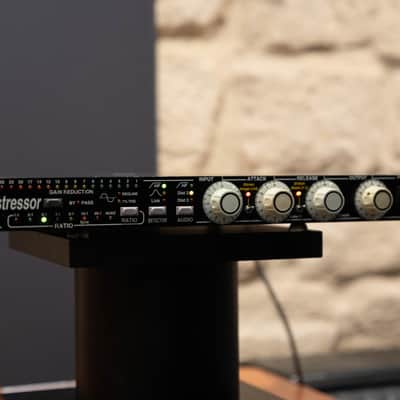 Empirical Labs EL8-X Distressor with British Mode - Black image 1