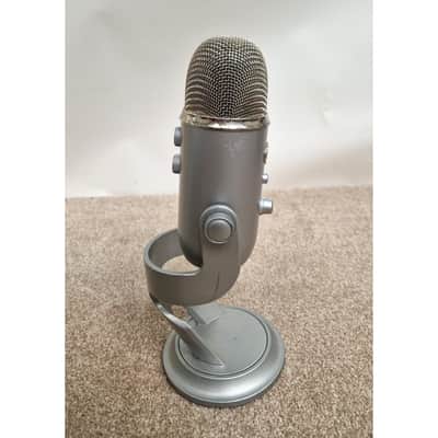 Blue Yeti - USB Microphone - Silver - Excellent image 11