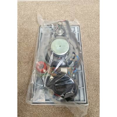 Bowers & Wilkins CWM8.5D - Wall Mount - White - Like New w/ Original Box image 13