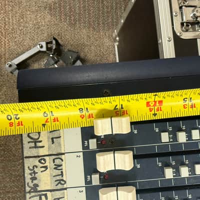 Soundcraft LX7ii 32-Channel Mixer image 9