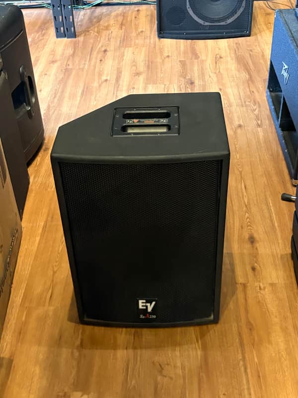 Electro-Voice sxA250 Powered Monitor image 1