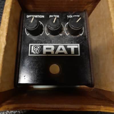ProCo Small Box RAT 1986 - Black with White Lettering image 3