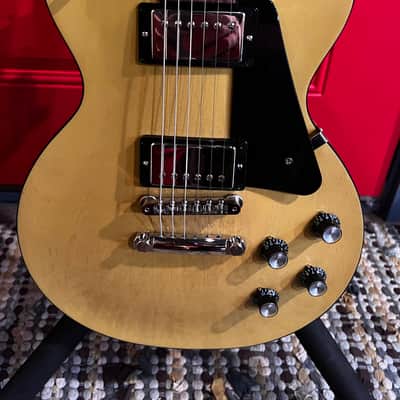 Gibson Les Paul Standard '60s Mahogany Top 2024 - 2025 - TV Yellow image 7