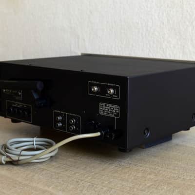 Marantz 2110 Stereophonic Tuner with Oscilloscope image 13