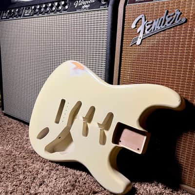 Relic Fender Stratocaster Body Alder Vintage Aged Olympic White 60s Nitrocellulose!😍 image 9
