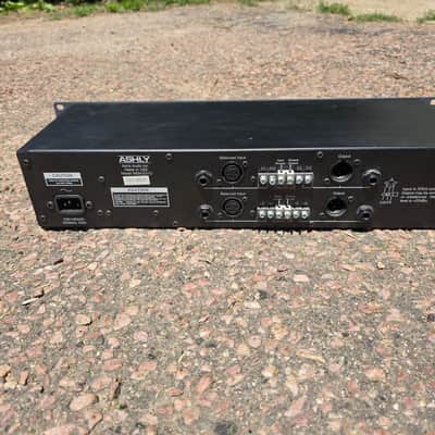 Ashly MQX-2310 31 Band Stereo Rackmount Equalizer image 2
