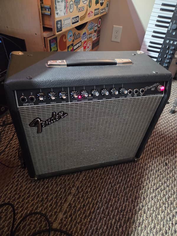 Fender Princeton 65 2-Channel 65-Watt 1x12" Solid State Guitar Combo 1999 - 2002 - Black image 1