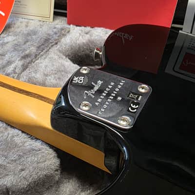 Fender American Professional II Telecaster BRAND NEW 75TH ANNIVERSARY 2021 Tuxedo Black USA Tele Case Queen Time Capsule Electric Guitar image 12