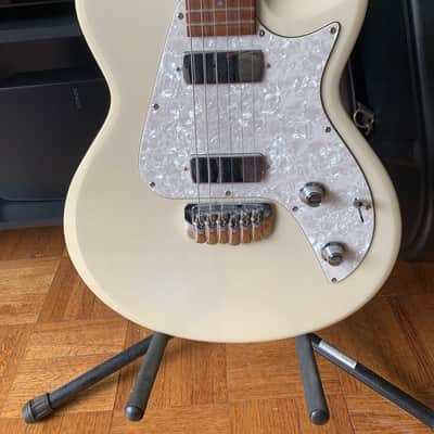 Taylor SB1-X Solidbody Classic with Top-Load Bridge 2007 - 2014 - Trans White image 4