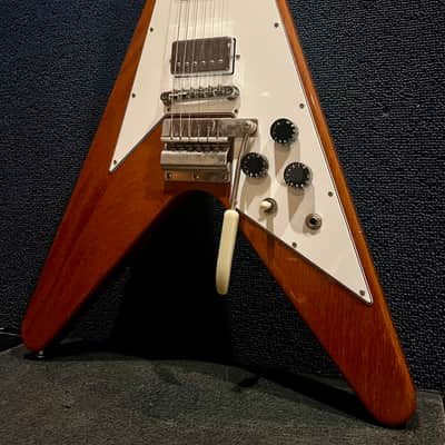 Epiphone Gibson FlyingV 67 本格 マホガニー Gibson Custom Shop '67 Mahogany Flying V Reissue with Maestro