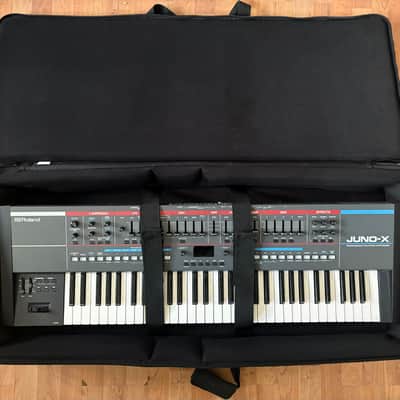 Roland Juno-X 61-Key Programmable Polyphonic Synthesizer 2022 - Present - Black