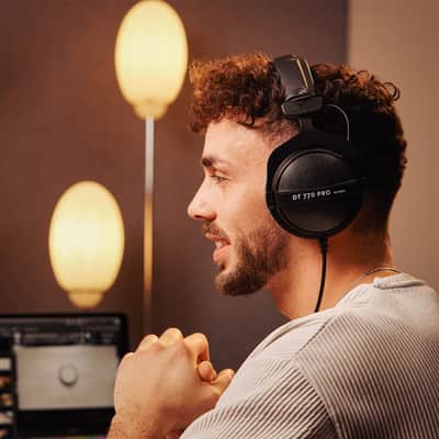 beyerdynamic DT 770 Pro 80 Ohm Studio Reference Headphones Closed Back Black image 4