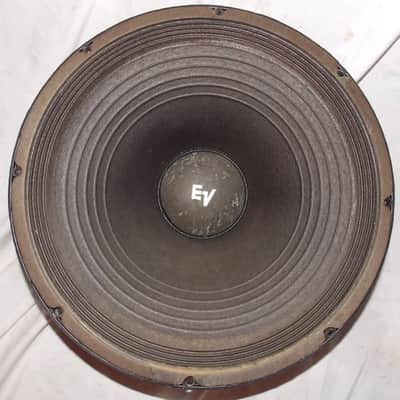 Electro-Voice 15