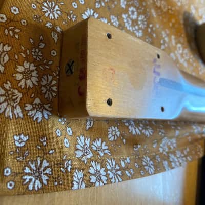 Fender Baja Telecaster V-Neck 2011 - maple image 5