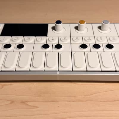 Teenage Engineering OP-1 Field Portable Synthesizer Workstation 2022 - Present - White image 3