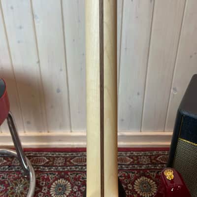 Fender Richie Kotzen Strat MN 2024 - Transparent Red Burst image 7