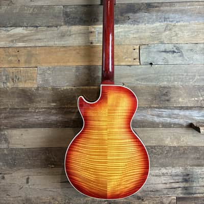 Second Hand Gibson Les Paul Supreme 2014 120th Anniversary in Heritage Cherry Sunburst image 7
