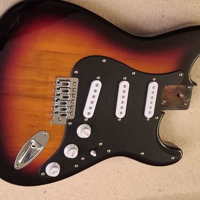 Stratocaster Body Fully Loaded Sunburst w/neck plate + Extras image 6