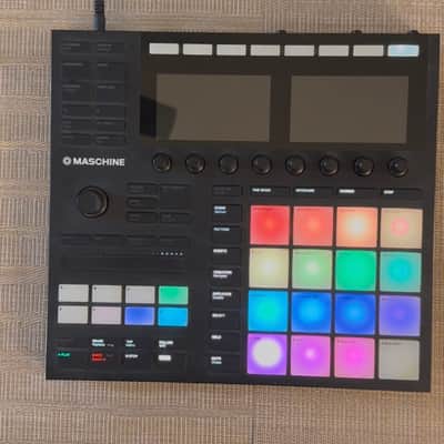 Native Instruments Maschine MKIII 2010s - Black image 2