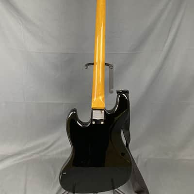 Fernandes Jazz Bass image 3