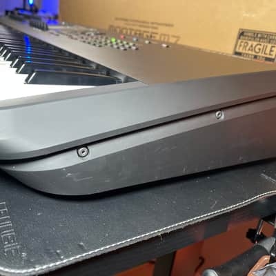 Yamaha Montage M7 76-Key Synthesizer - Clean, Factory Boxed image 7