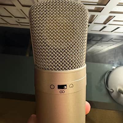 Behringer B-2 Pro Multipattern Large Diaphragm Condenser Microphone 2001 - Present - Standard image 4