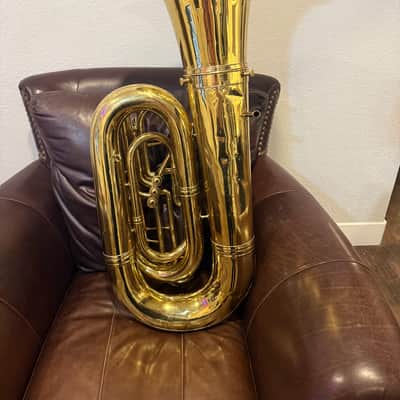 King  2340 4/4 Tuba with a Detachable bell and Case image 6
